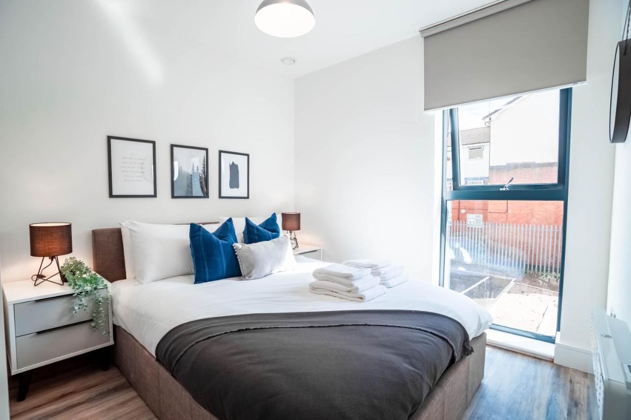 مانشستر Luxe Interchange Apartment Near Old Trafford - Media City - The Quays المظهر الخارجي الصورة